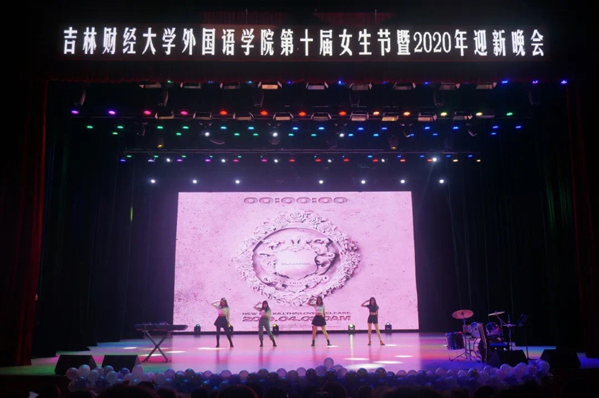 2020-11-15 22:25:56.570000