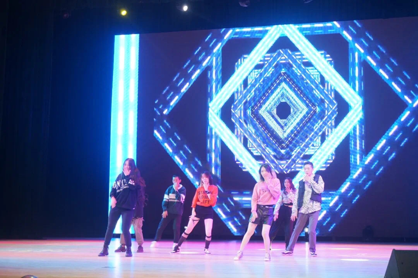 2020-11-15 22:27:48.495000